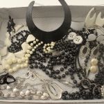 766 3530 COSTUME JEWELL..
